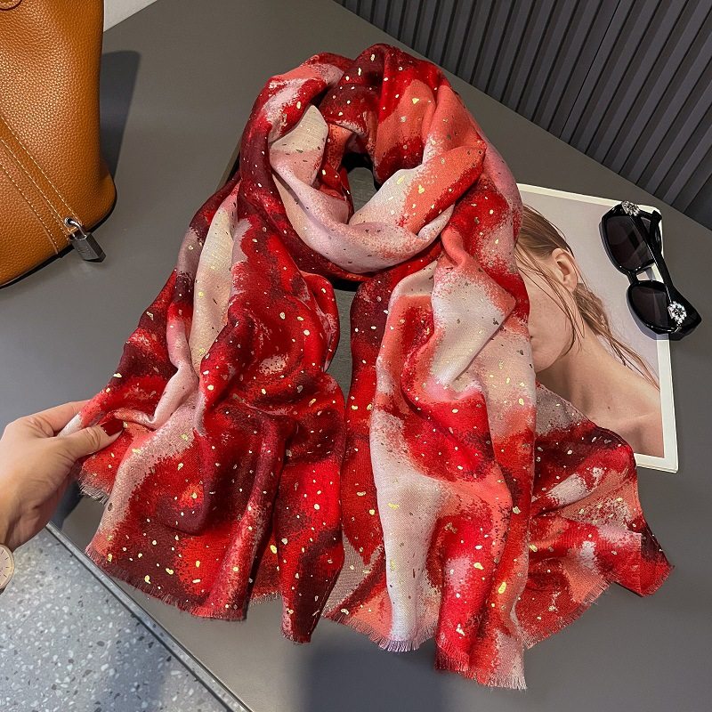Bronzing Party Hijab