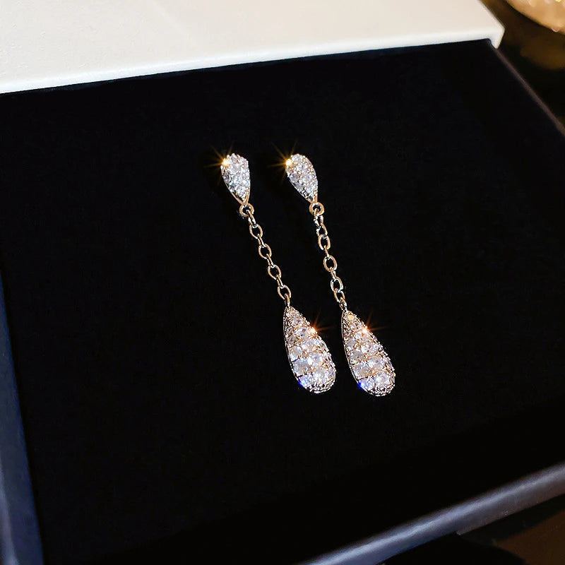 Pretty water drop crystal earrings