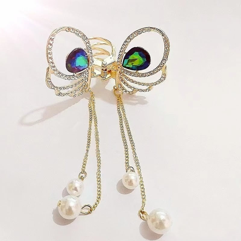 Elegant green colour claw clip