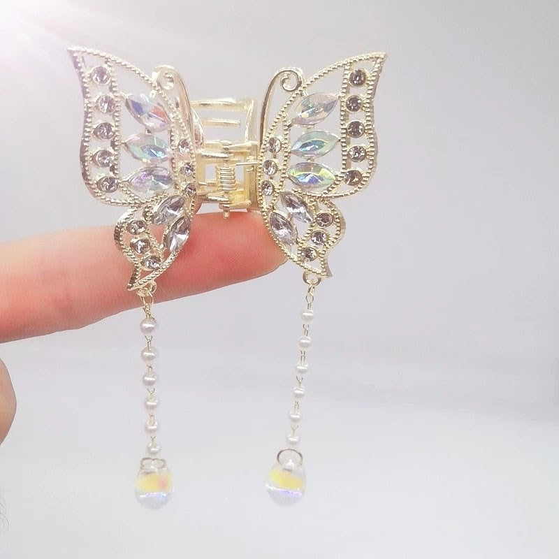 Multicolored tassel claw clip