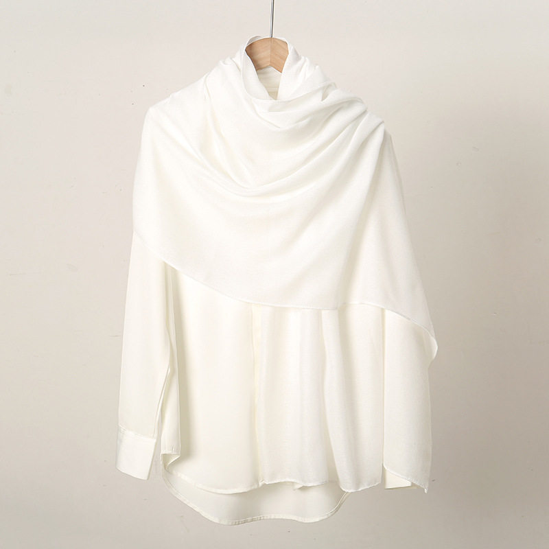 Sophisticated white color long cotton hijab/orna