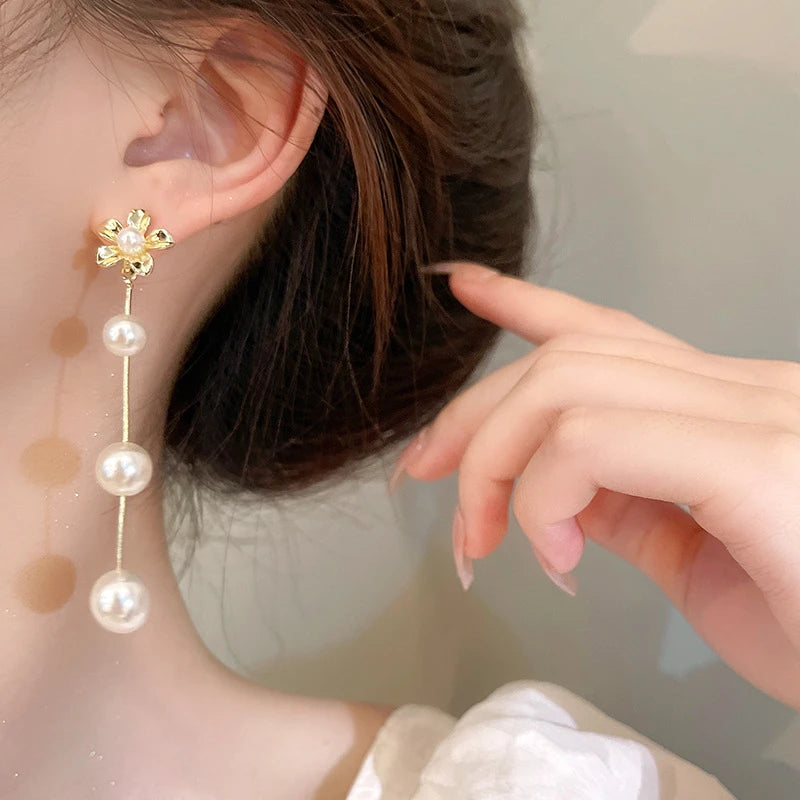 Stunning pearl tassel earrings