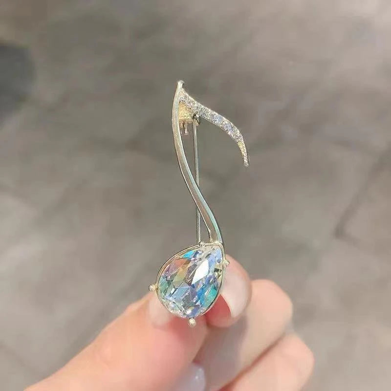 Sky blue musical note brooch