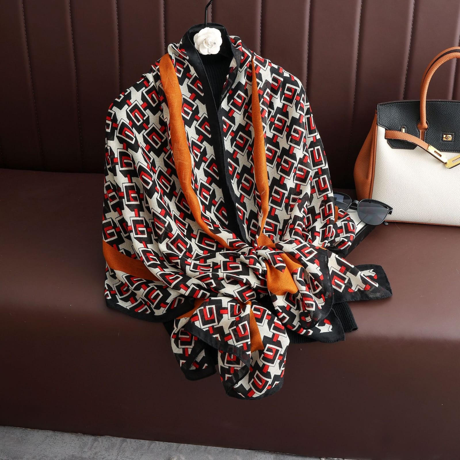 Stunning geometric printed soft viscose hijab / orna