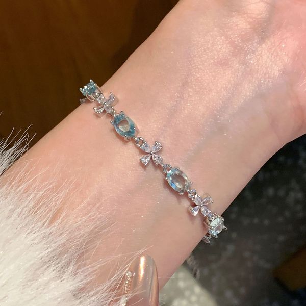 Lovely Blue Light Luxury Niche Exquisite High-End Trendy Zircon Adjustable Imported Bracelet for Women with Elegant Sparkling Crystal Design