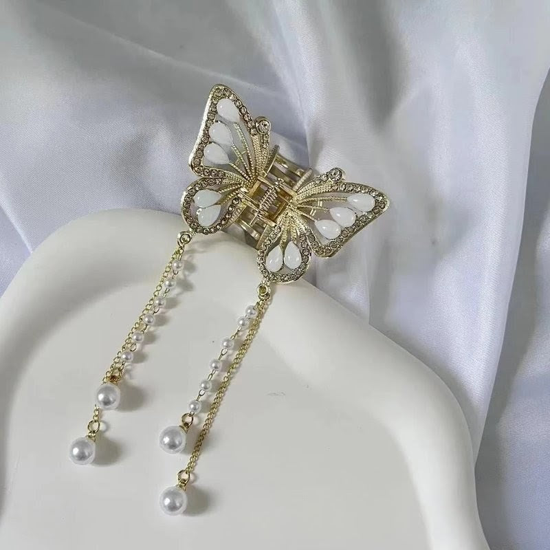 Sophisticated white color tassel claw clip