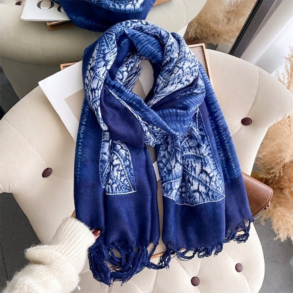 Ethnic Tie-Dye Style Buckle Women's Travel Sun Protection Yunnan Blue and White Literature Art Chinese Big Size Scarf / Hijab
