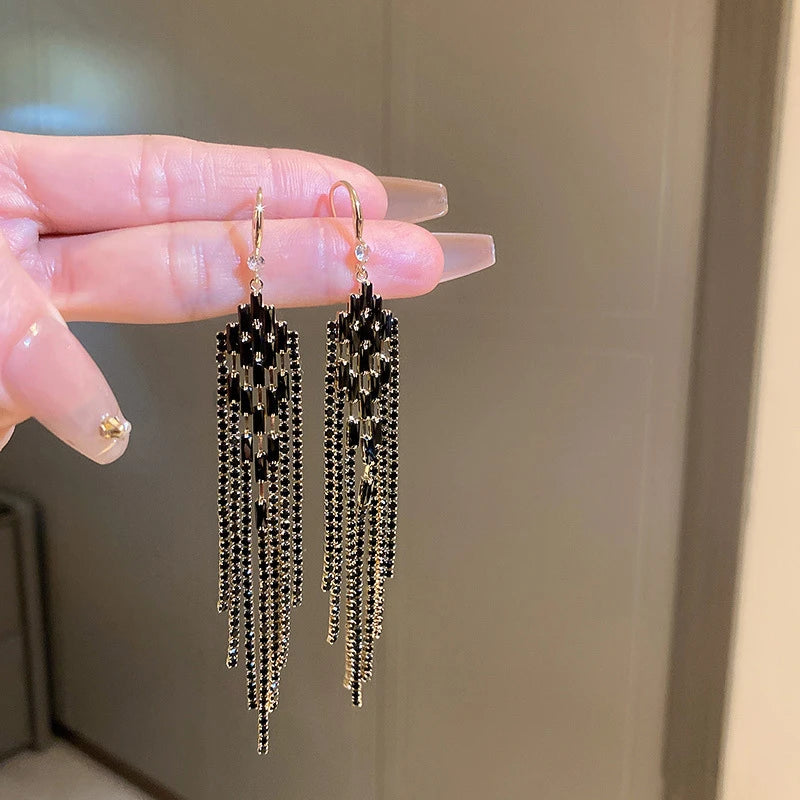 Silver Needle Exaggerated Diamond-encrusted Geometric Tassel Earrings