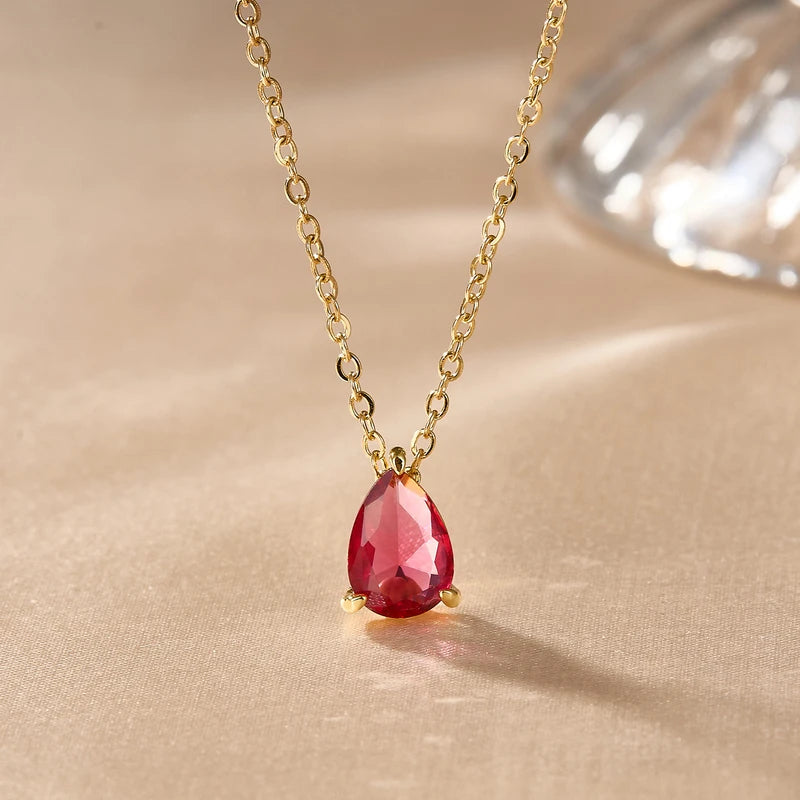 Beautiful rose red waterdrop pendant neckpiece
