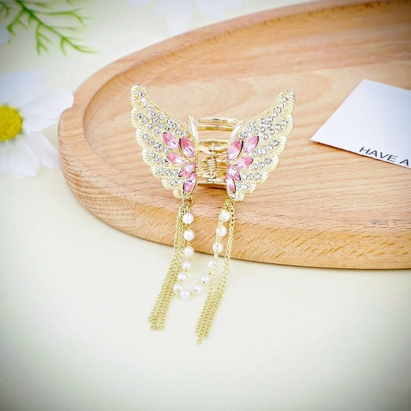 Beautiful pink colour crab clip