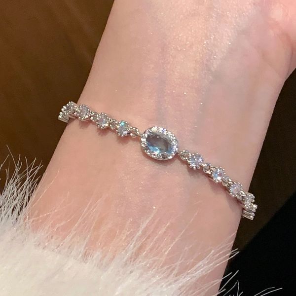 Stunning Blue Color Light Luxury Niche Exquisite High-End Trendy Zircon Adjustable Imported Bracelet for Women with Elegant Sparkling Crystal Design