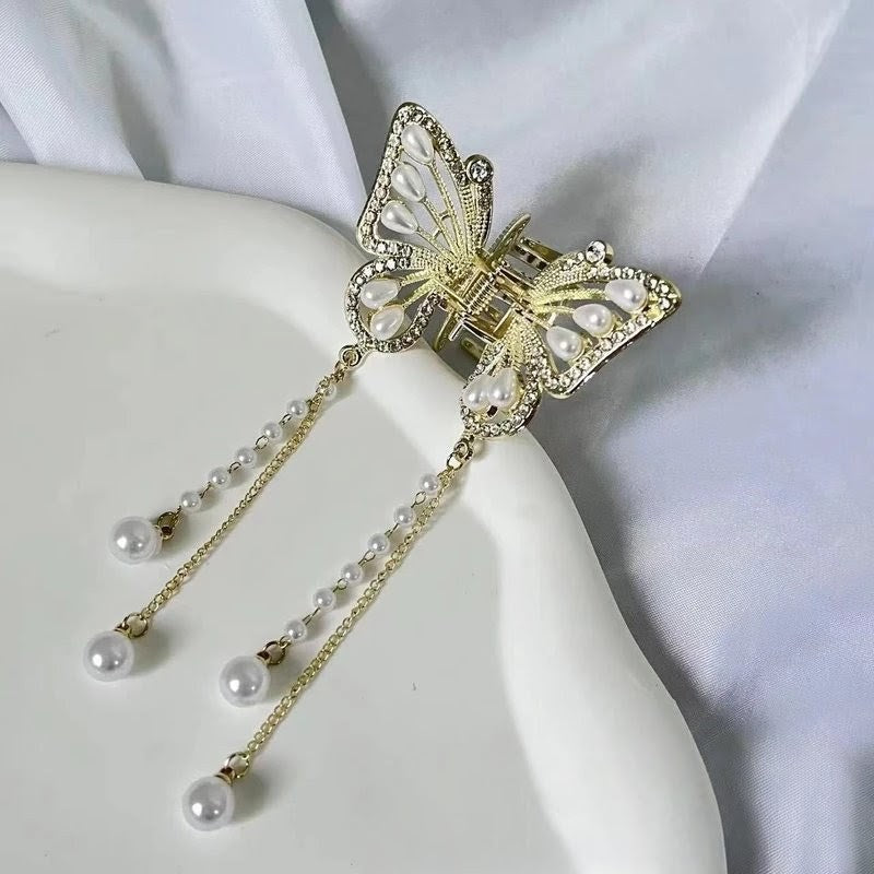 Rhinestone pearl tassel claw clip