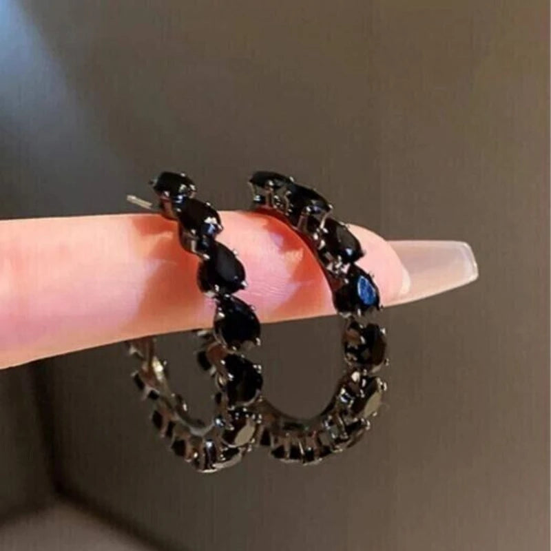 Elegant hoop women's earrings