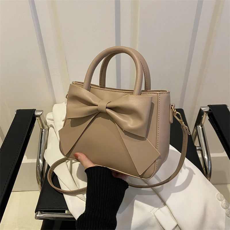 Elegant khaki color shoulder bag
