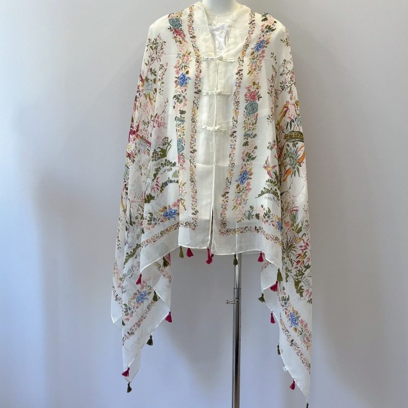 Beautiful floral & birds printed soft tassel cape