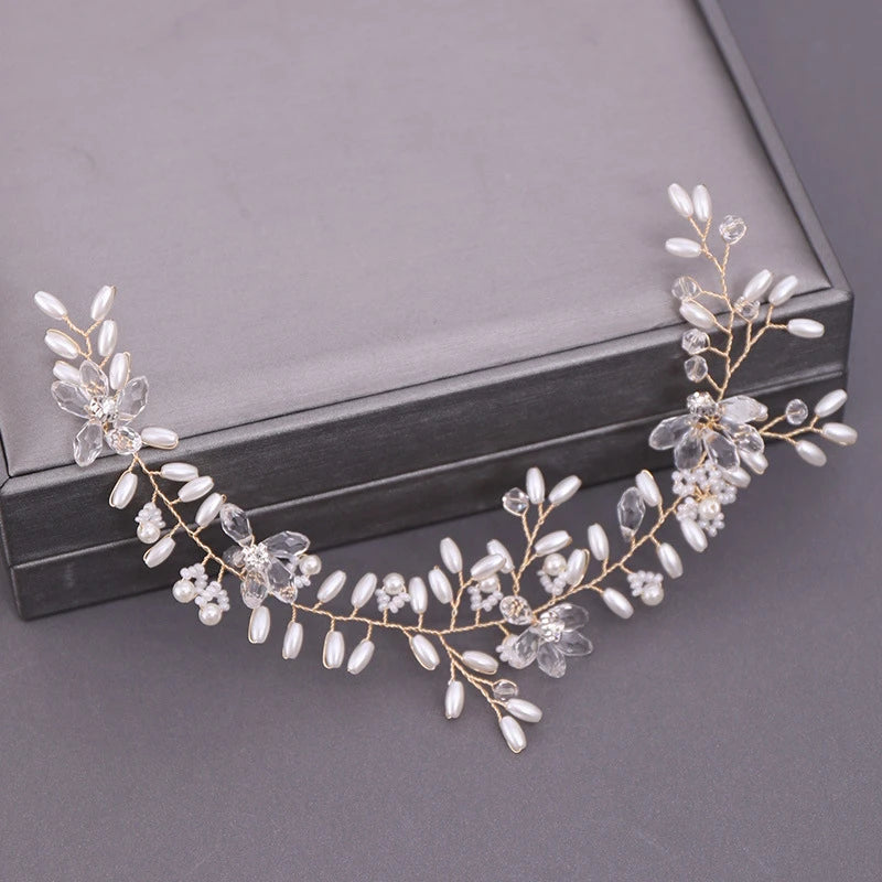 Exquisite pearl headband