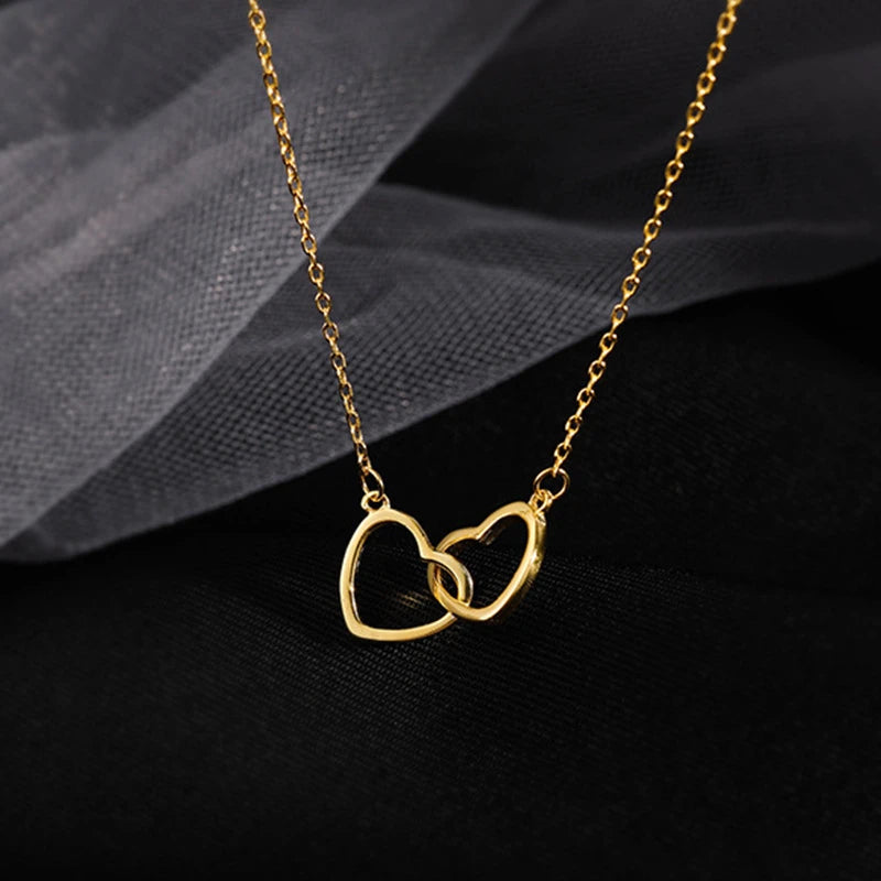 Interlocked double heart shaped pendant neckpiece