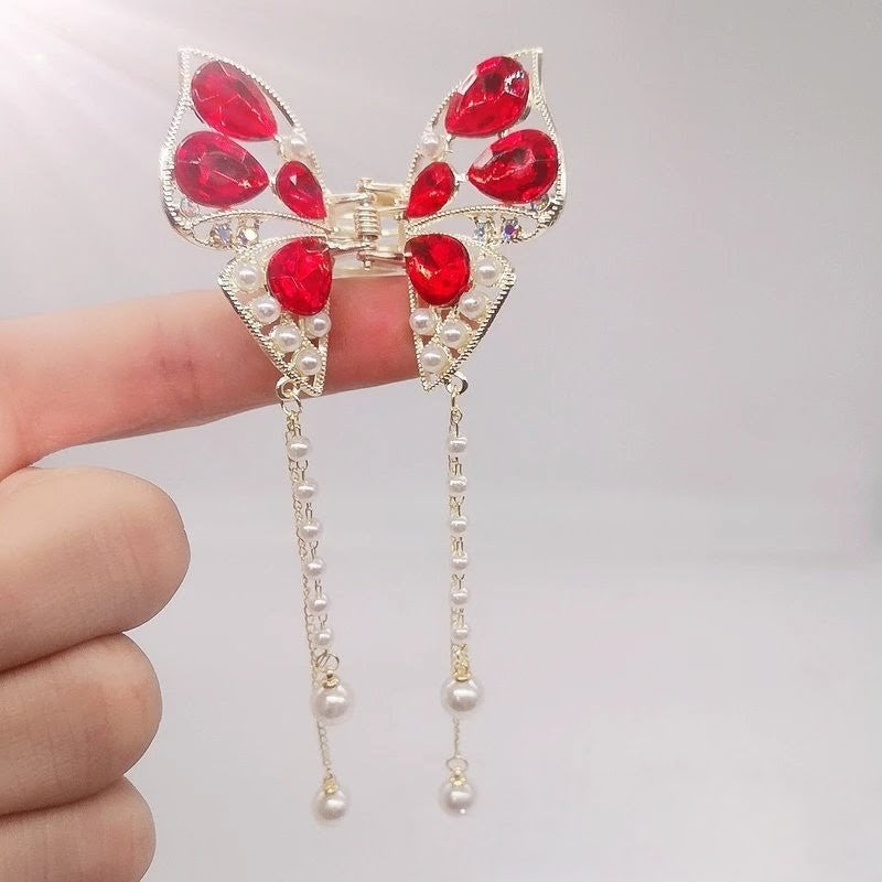 Gorgeous red color tassel claw clip